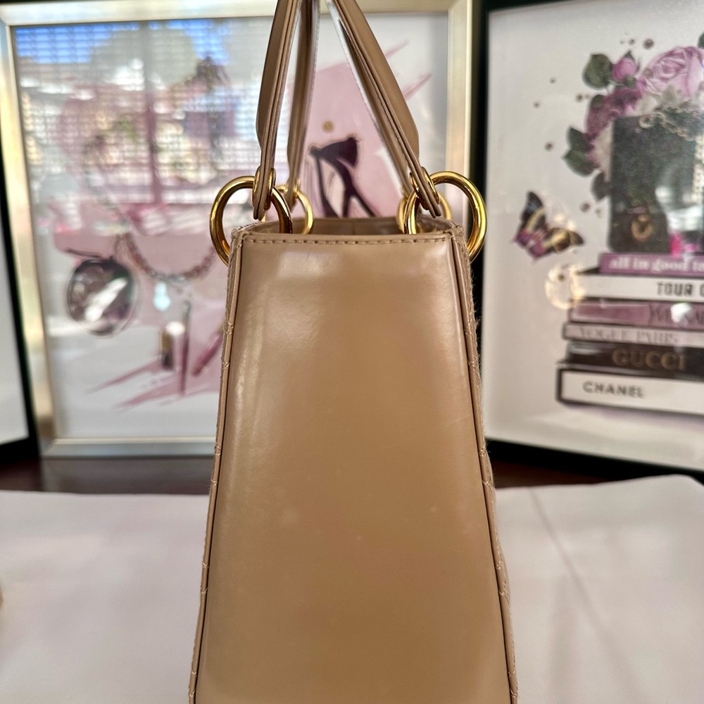Christian Dior Tan Quilted Leather Handbag - Picture 5 of 17